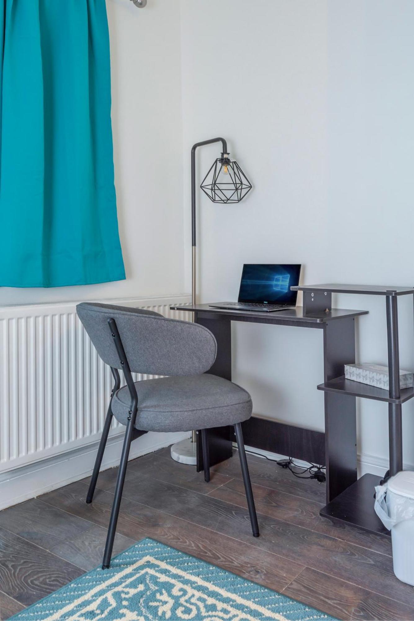 Modern Family Home W/Wi-Fi, Netflix, Self Check-In Londres Exterior foto